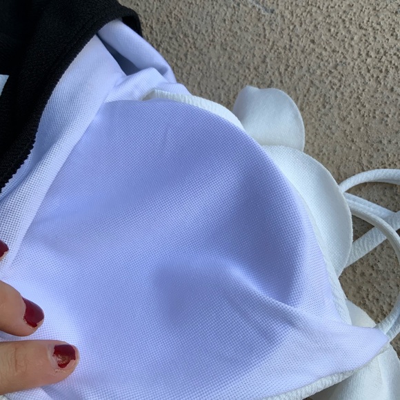 BRAND NEW Floral Appliqué Halter Black White One Piece Swimsuit Women’s SZ Large - Picture 13 of 15